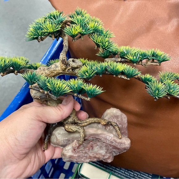 Bonsai Tree Plants Artificial Bosai Tree with plastic rock - Picture 5 of 13